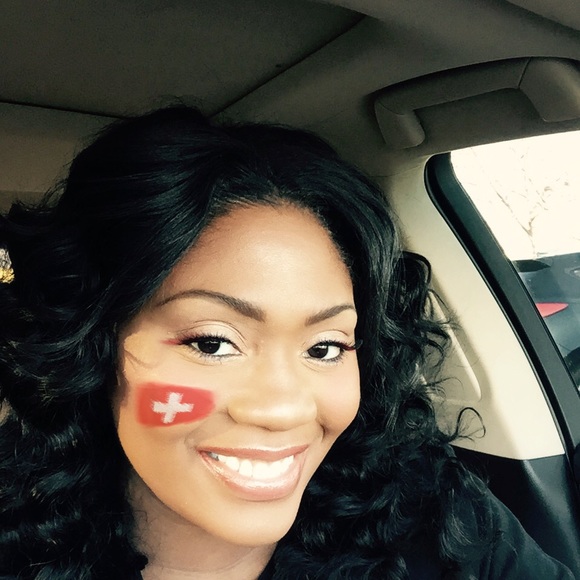 Meet your Posher, Tiffany - Picture 1 of 1